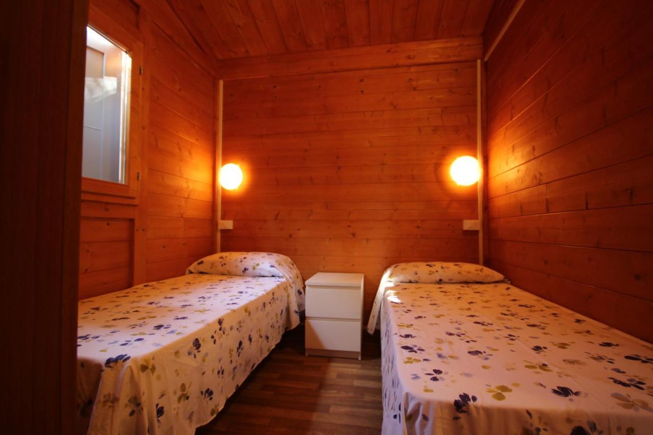 Camping Calatella Parco Di Vacanza Marina di Massa Exterior foto